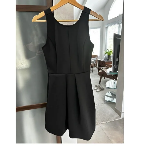 Madewell Fit & Flare Scuba Dress - Black Size 0 - Picture 3 of 11